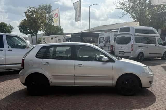 Volkswagen Polo (2007) thumbnail 6