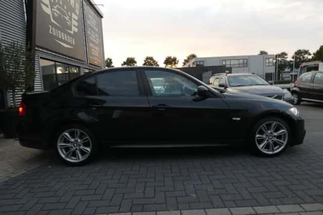 BMW 3-Serie (2010) thumbnail 5