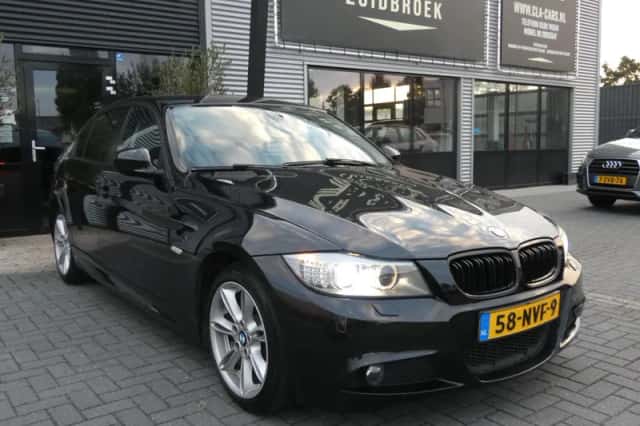 BMW 3-Serie (2010) thumbnail 6