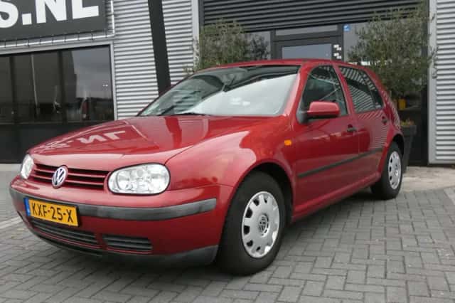 Volkswagen Golf (1998) thumbnail 1