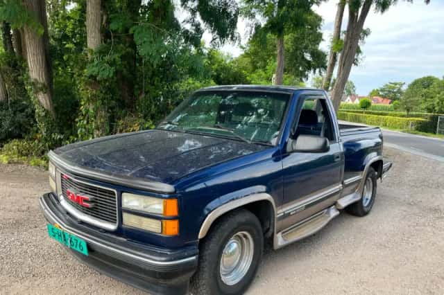 GMC CHEVROLET (1995) thumbnail 1