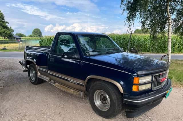 GMC CHEVROLET (1995) thumbnail 3