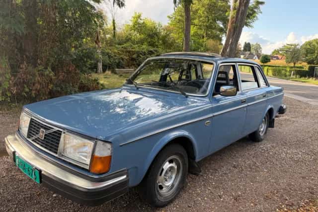 Volvo 240 (1981) thumbnail 3