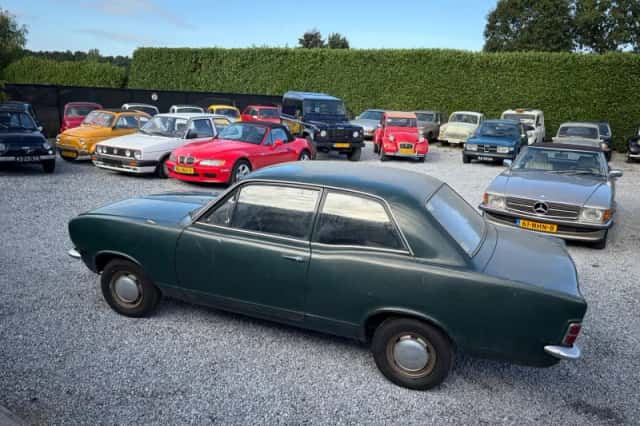 Vauxhall Viva (1970) thumbnail 2