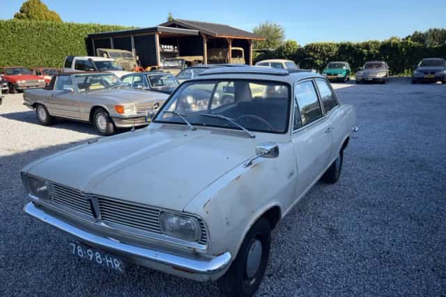 Vauxhall Viva (1969) thumbnail 1