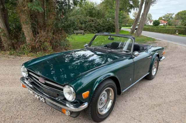 Triumph TR6 (1975) thumbnail 1