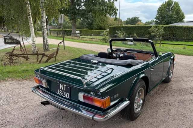 Triumph TR6 (1975) thumbnail 3
