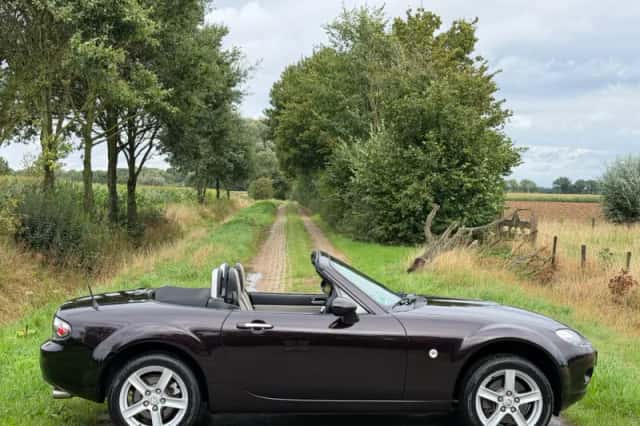 Mazda MX-5 (2008) thumbnail 6