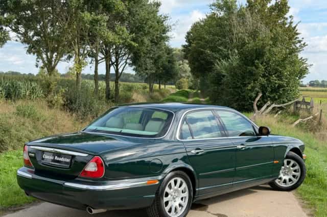 Jaguar XJ (2003) thumbnail 5