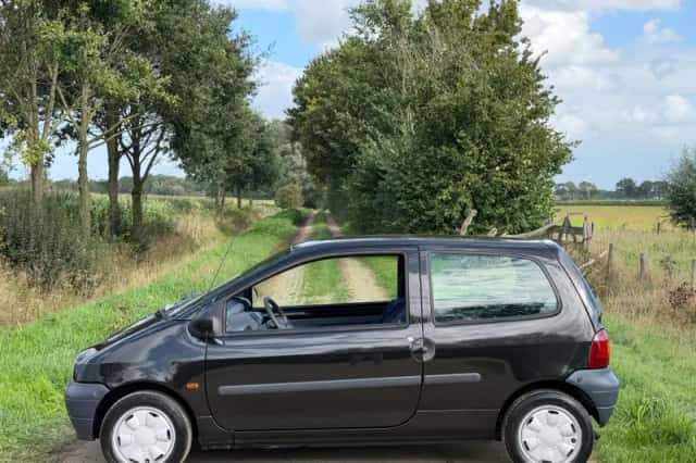 Renault Twingo (1995) thumbnail 2