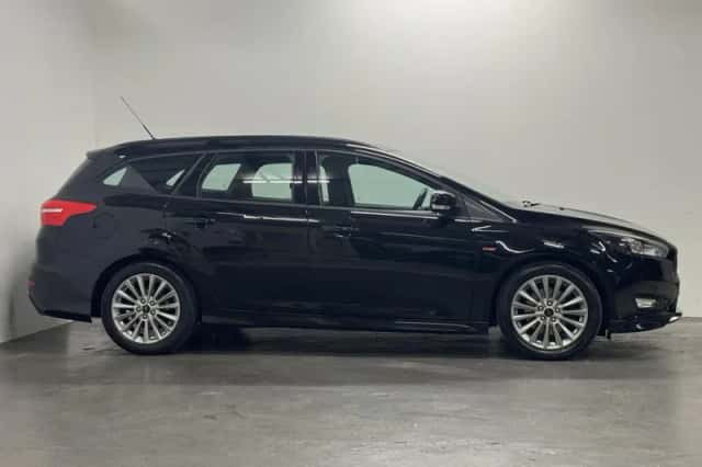 Ford Focus (2017) thumbnail 5