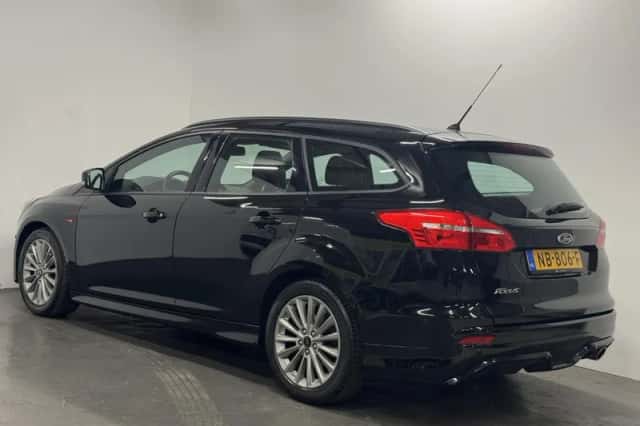 Ford Focus (2017) thumbnail 6