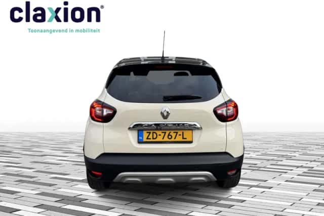 Renault Captur (2018) thumbnail 3
