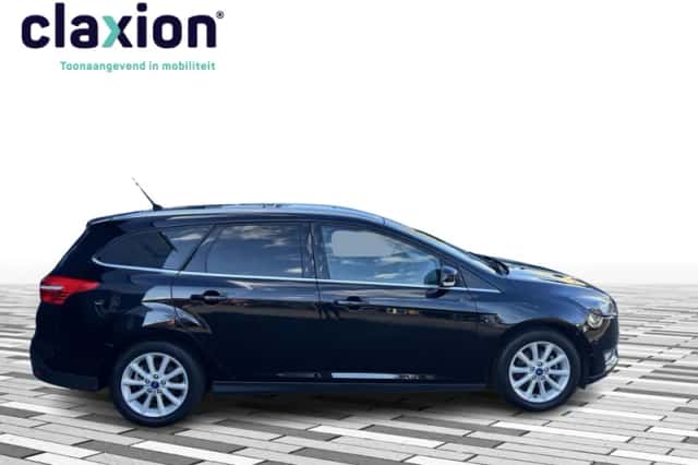 Ford Focus (2015) thumbnail 4