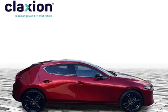 Mazda 3 (2023) thumbnail 5