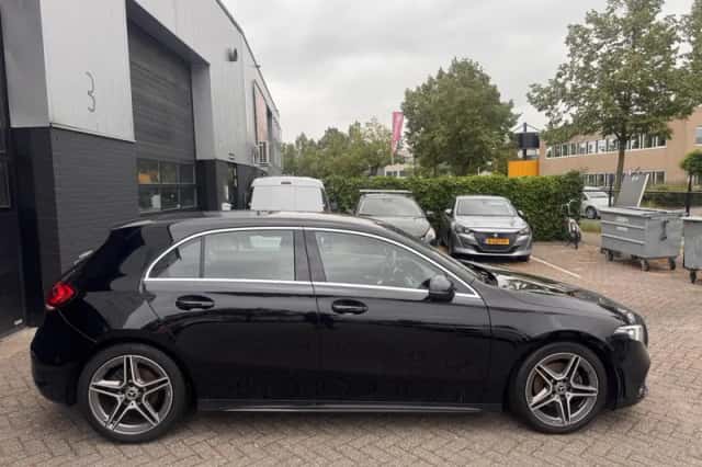Mercedes-Benz A-Klasse (2019) thumbnail 3