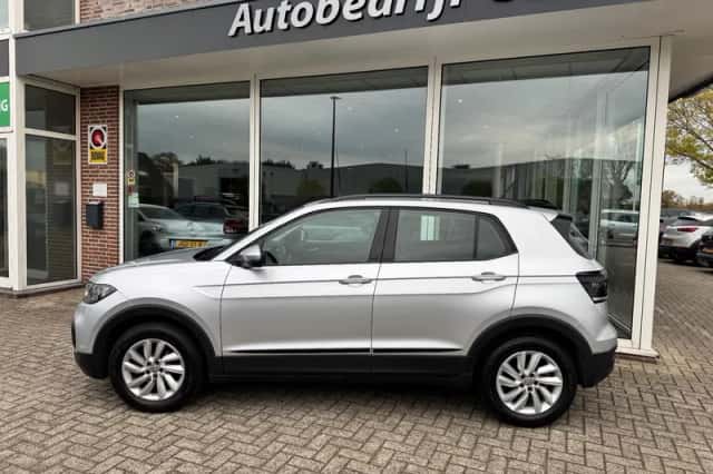 Volkswagen T-Cross (2021) thumbnail 5