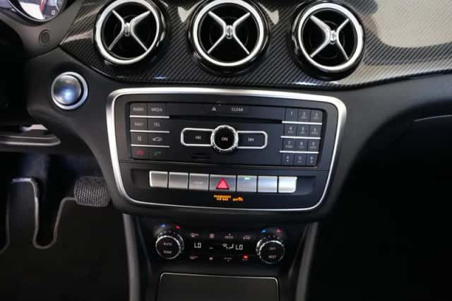 Mercedes-Benz GLA-Klasse (2019) thumbnail 5