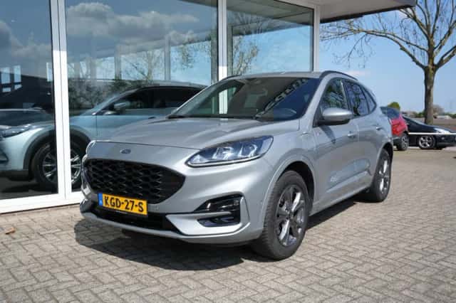 Ford Kuga (2021) thumbnail 1