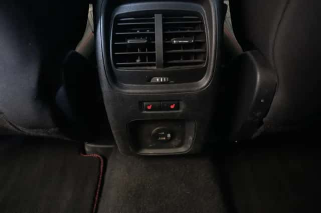 Ford Kuga (2021) thumbnail 5