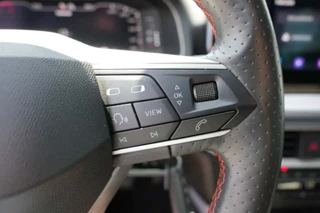SEAT Arona (2022) thumbnail 5