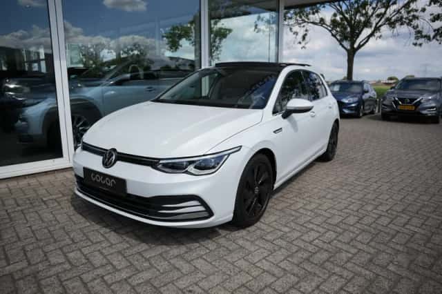Volkswagen Golf (2020) thumbnail 1