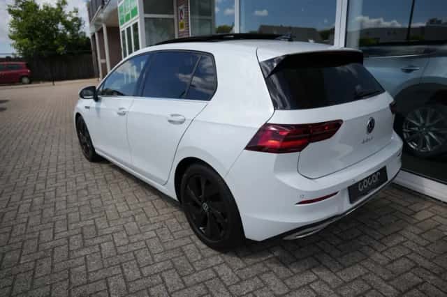 Volkswagen Golf (2020) thumbnail 5