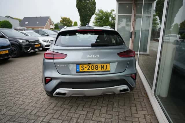 Kia XCeed (2022) thumbnail 5