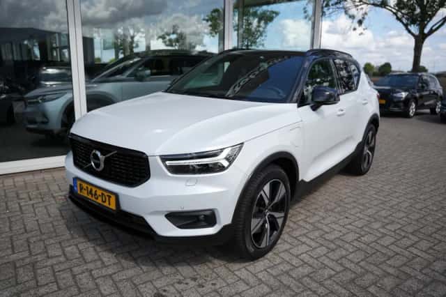 Volvo XC40 (2021) thumbnail 1