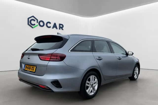 Kia Ceed (2020) thumbnail 5