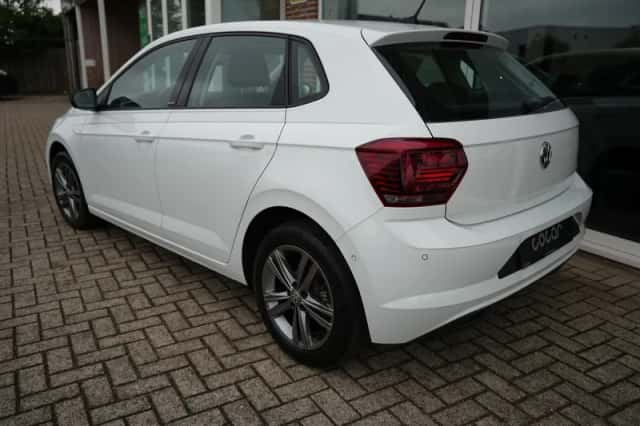 Volkswagen Polo (2019) thumbnail 5