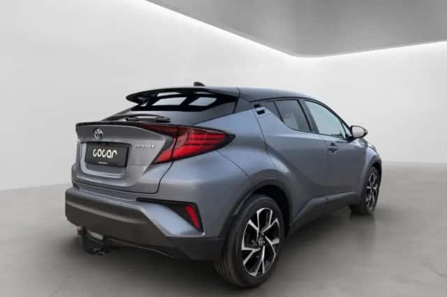 Toyota C-HR (2020) thumbnail 5