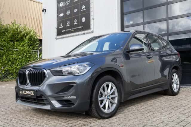 BMW X1 (2021) thumbnail 5