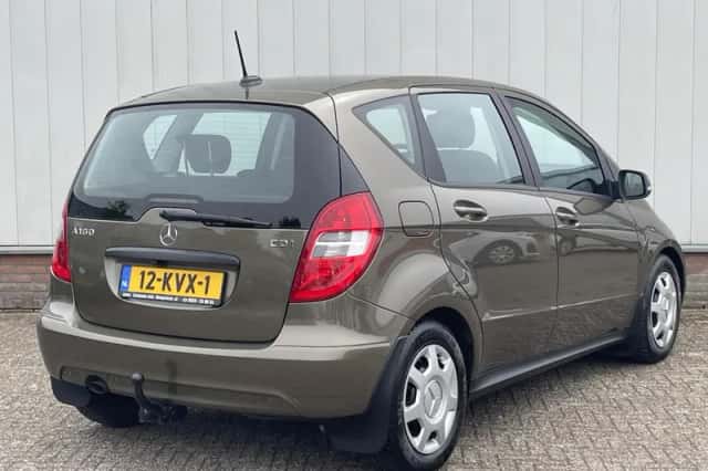 Mercedes-Benz A-Klasse (2010) thumbnail 3