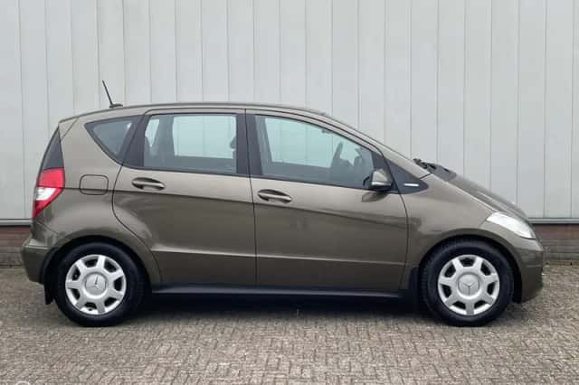 Mercedes-Benz A-Klasse (2010) thumbnail 4