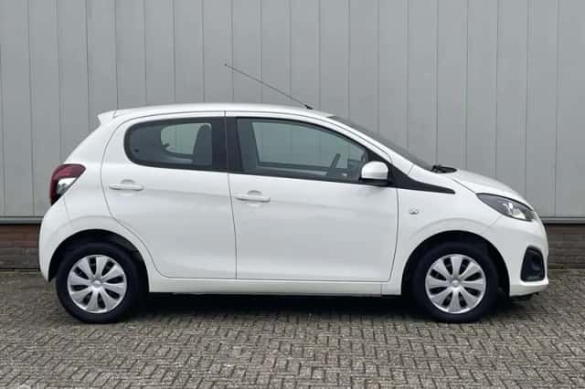 Peugeot 108 (2020) thumbnail 5