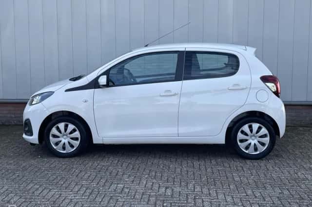 Peugeot 108 (2020) thumbnail 2