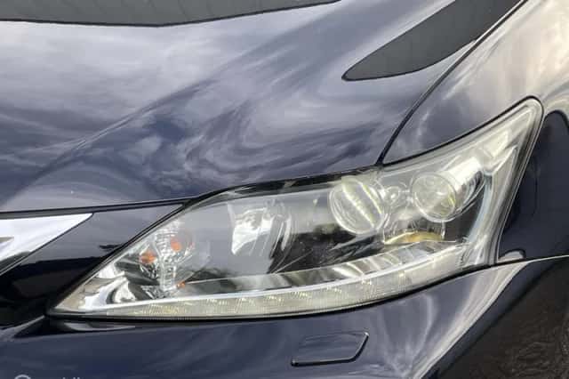 Lexus CT (2011) thumbnail 6