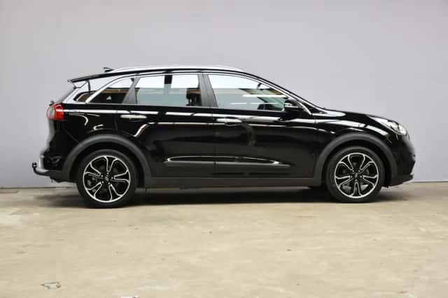 Kia Niro (2017) thumbnail 4