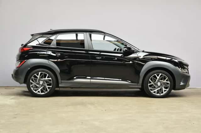 Hyundai Kona (2021) thumbnail 4