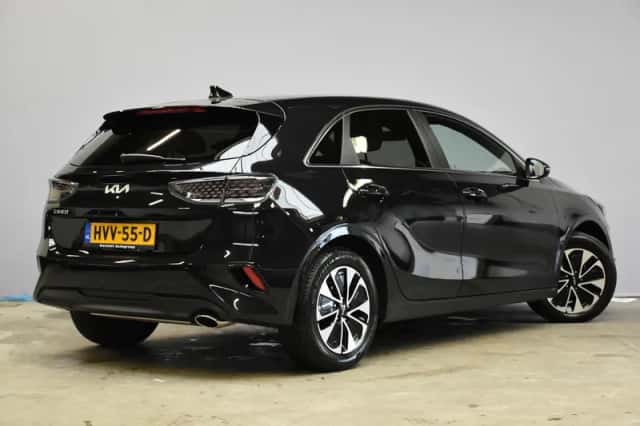 Kia Ceed (2025) thumbnail 5