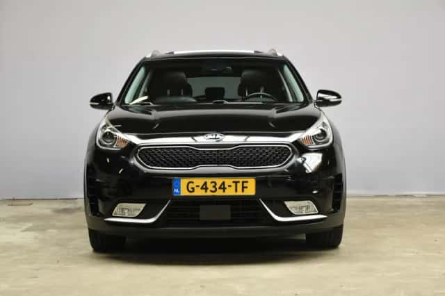 Kia Niro (2017) thumbnail 2