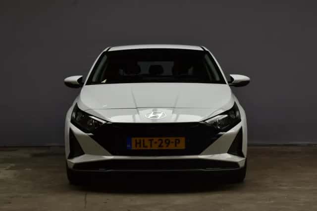 Hyundai i20 (2025) thumbnail 2