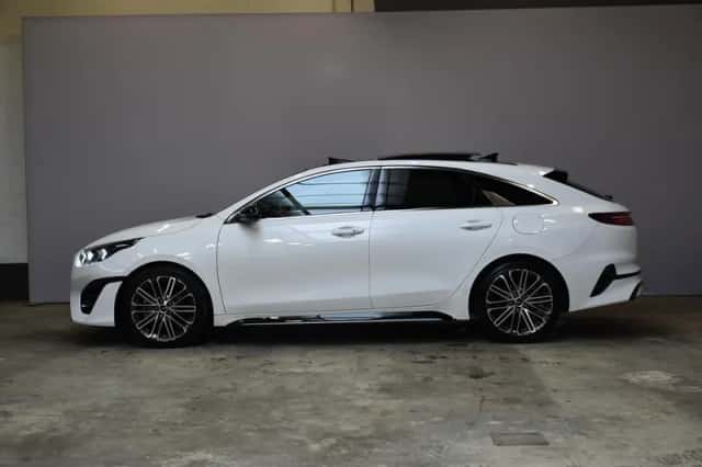 Kia Proceed (2025) thumbnail 4