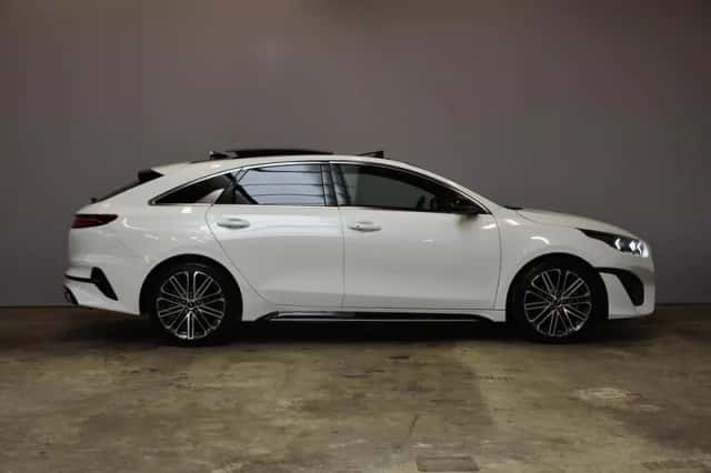 Kia Proceed (2025) thumbnail 5