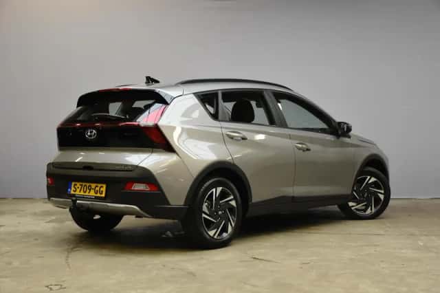 Hyundai Bayon (2022) thumbnail 5