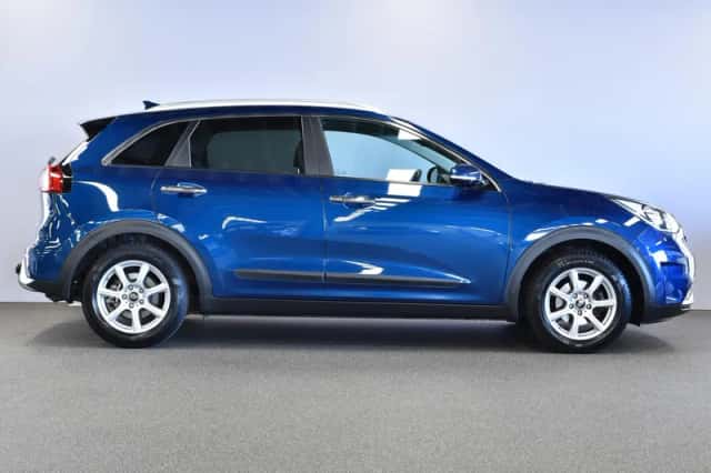 Kia Niro (2017) thumbnail 4