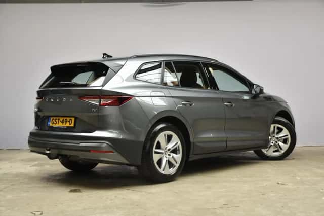 Škoda Enyaq (2023) thumbnail 5