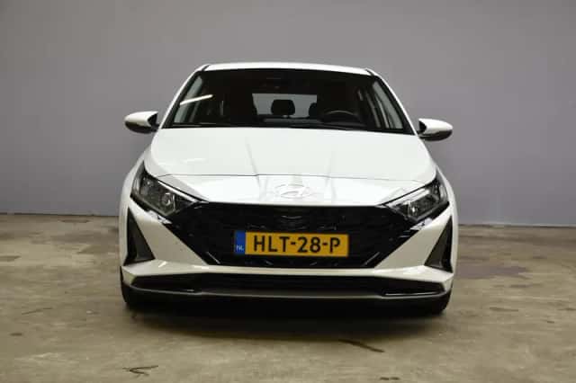 Hyundai i20 (2025) thumbnail 3