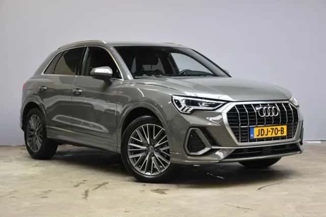 Audi Q3 (2020) thumbnail 3